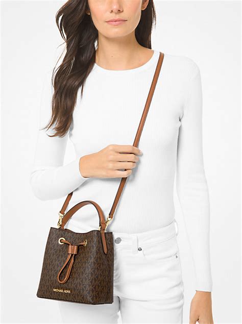 suri small michael kors|Suri Small Logo Crossbody Bag .